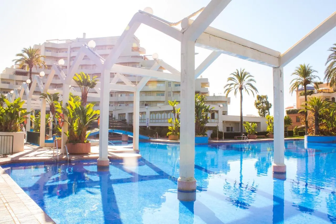 Benal Beach Cozy Apartment With A Water Park. 贝纳尔马德纳