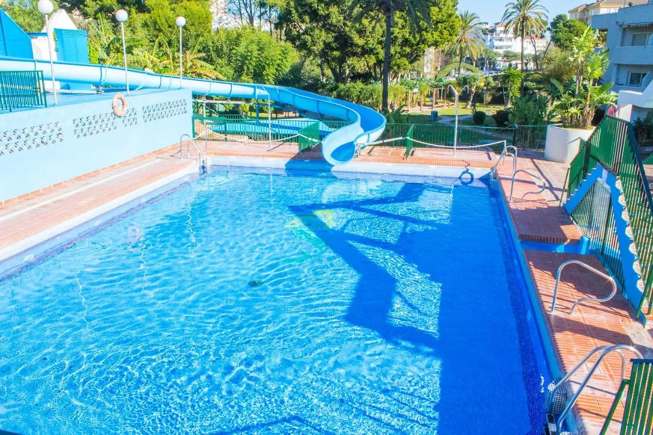 בנאלמדנה Benal Beach Cozy Apartment With A Water Park.